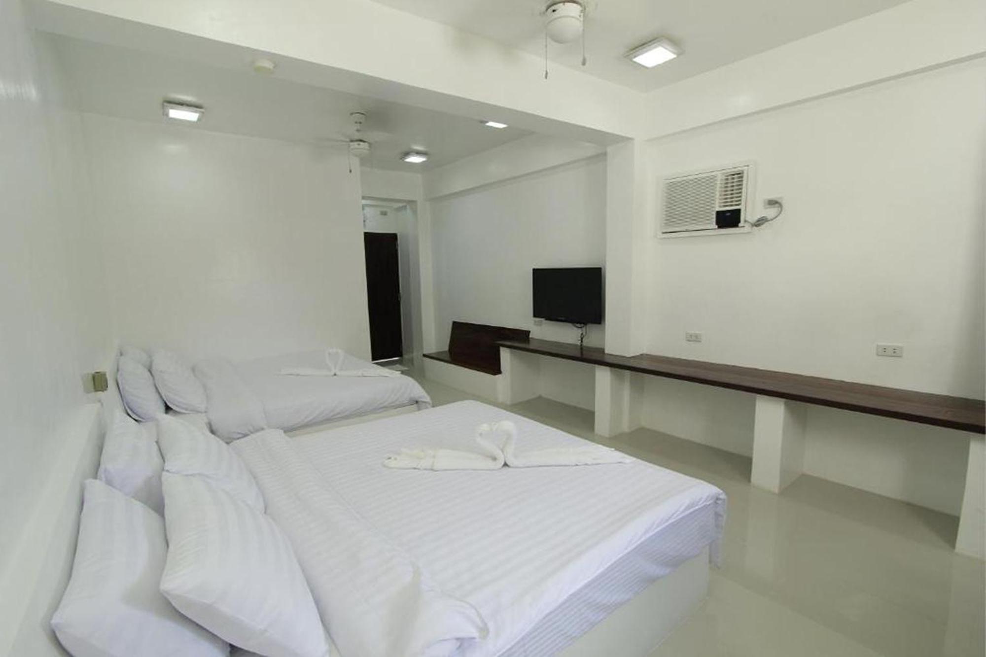 Coron Bluewave Hotel Kültér fotó