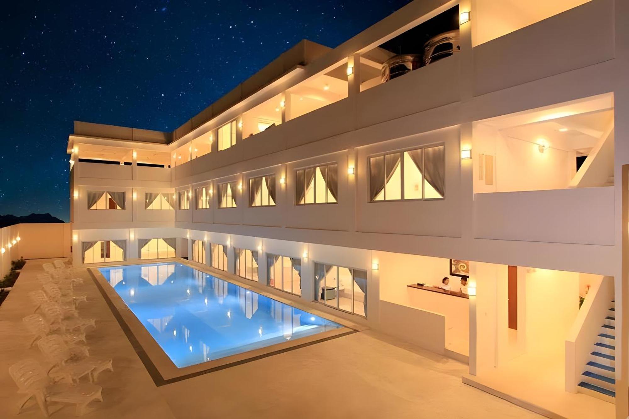 Coron Bluewave Hotel Kültér fotó