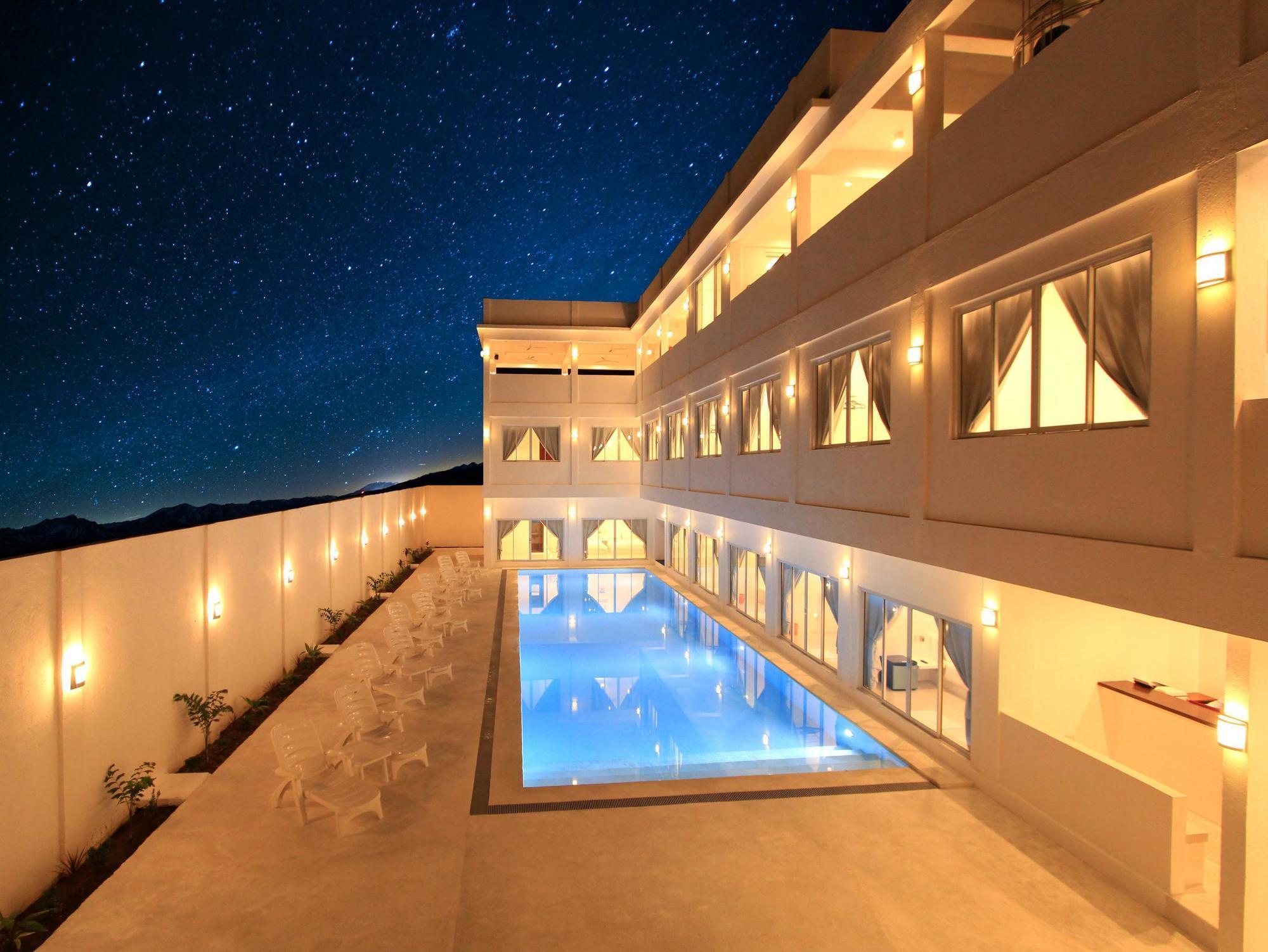 Coron Bluewave Hotel Kültér fotó
